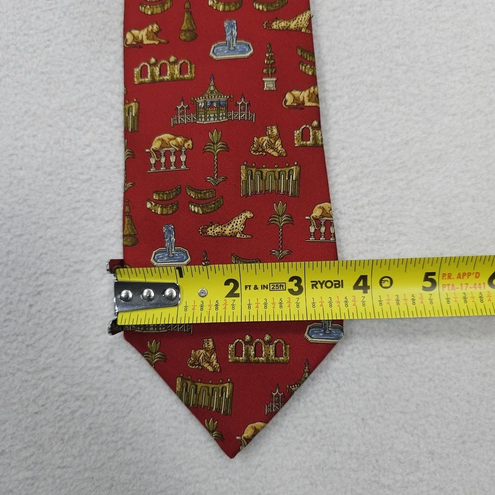 Salvatore Ferragamo Tie Mens Red 100% Silk Made in Italy Animal Novelty Print